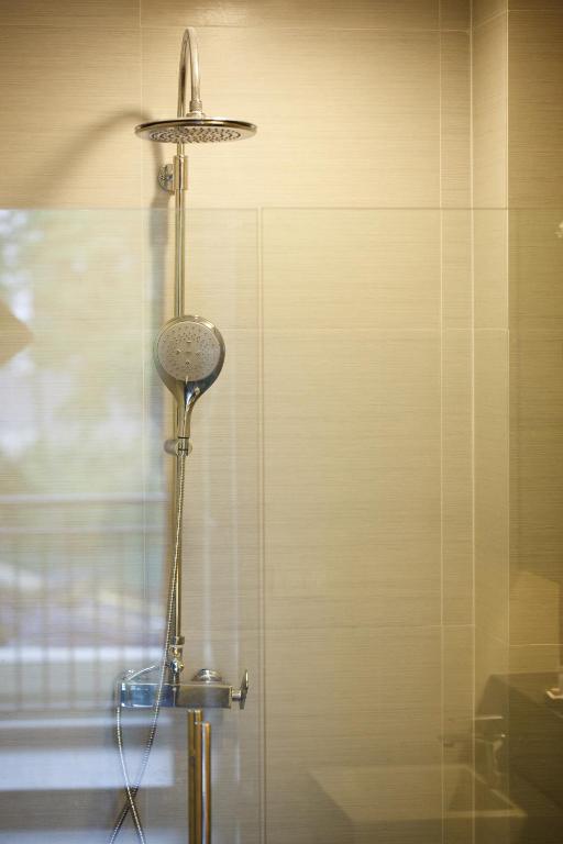 Alisha Court Hotel & Residence 방콕 외부 사진